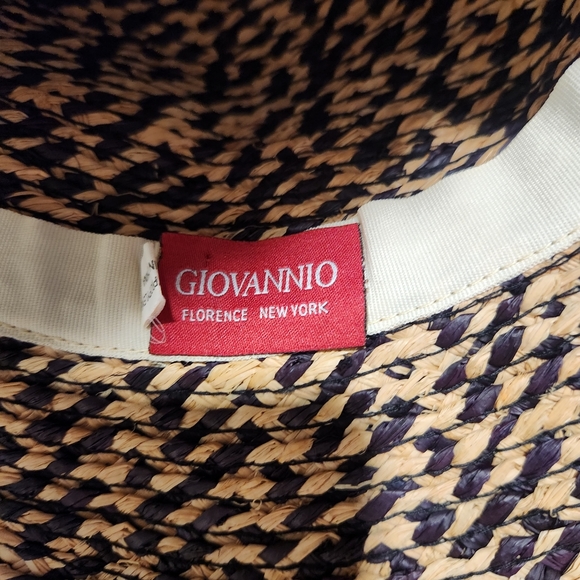 Bundle of HATS - Picture 8 of 8